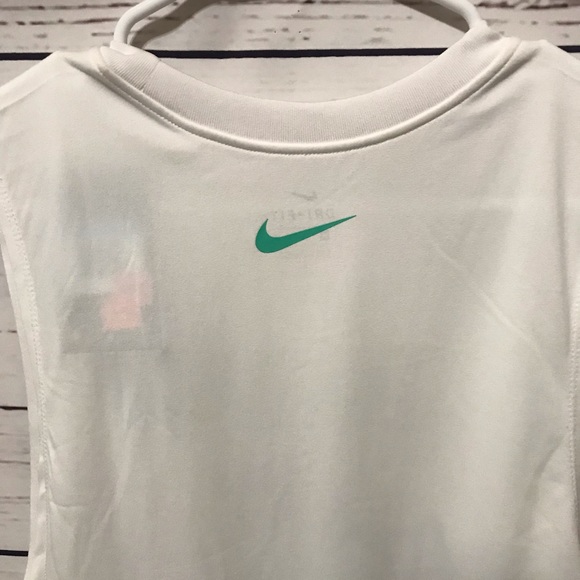 Nike workout tank top - Picture 4 of 5